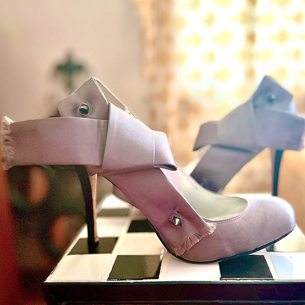 Report Signature vintage satin high heels